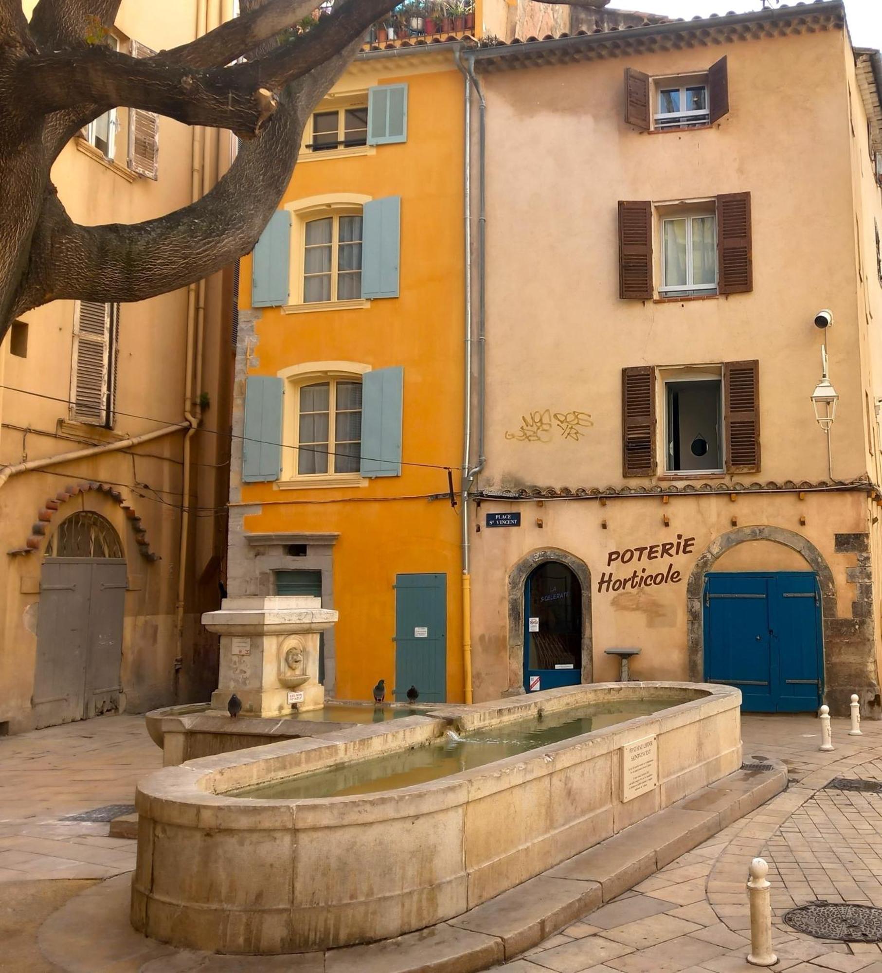 Apartment #1 # Place Charmante